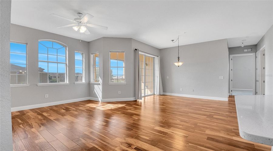 DAVENPORT, Florida 33896, 3 Bedrooms Bedrooms, ,2 BathroomsBathrooms,Residential,For Sale,TERRACE RIDGE,0,MFRO6351764