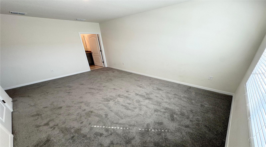 DAVENPORT, Florida 33837, 3 Bedrooms Bedrooms, ,2 BathroomsBathrooms,Residential,For Sale,PENGUIN,0,MFRS5136083