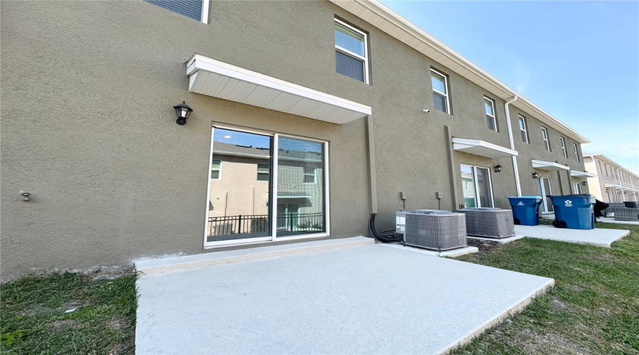 DAVENPORT, Florida 33837, 3 Bedrooms Bedrooms, ,2 BathroomsBathrooms,Residential,For Sale,PENGUIN,0,MFRS5136083