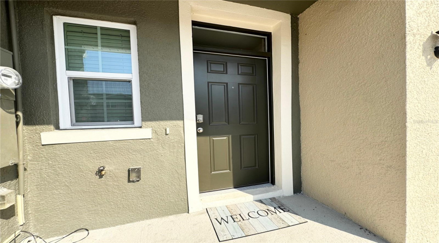 DAVENPORT, Florida 33837, 3 Bedrooms Bedrooms, ,2 BathroomsBathrooms,Residential,For Sale,PENGUIN,0,MFRS5136083