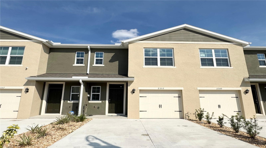 DAVENPORT, Florida 33837, 3 Bedrooms Bedrooms, ,2 BathroomsBathrooms,Residential,For Sale,PENGUIN,0,MFRS5136083