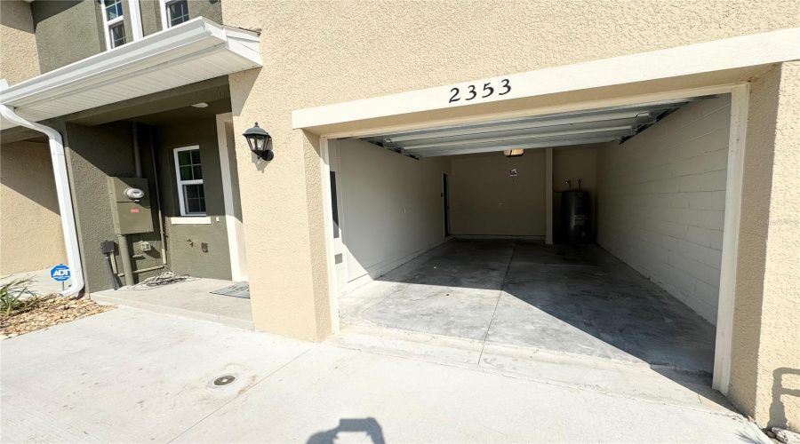 DAVENPORT, Florida 33837, 3 Bedrooms Bedrooms, ,2 BathroomsBathrooms,Residential,For Sale,PENGUIN,0,MFRS5136083