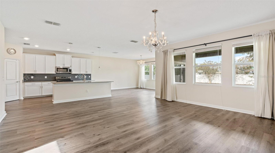 KISSIMMEE, Florida 34746, 4 Bedrooms Bedrooms, ,2 BathroomsBathrooms,Residential,For Sale,SEQUEL,0,MFRO6351604
