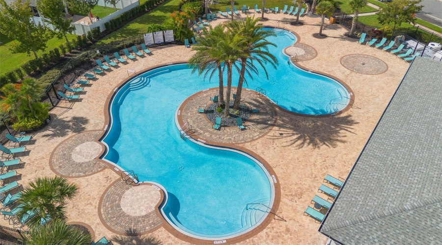 KISSIMMEE, Florida 34746, 4 Bedrooms Bedrooms, ,2 BathroomsBathrooms,Residential,For Sale,SEQUEL,0,MFRO6351604