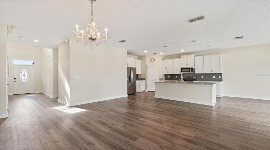 KISSIMMEE, Florida 34746, 4 Bedrooms Bedrooms, ,2 BathroomsBathrooms,Residential,For Sale,SEQUEL,0,MFRO6351604