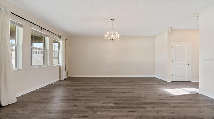 KISSIMMEE, Florida 34746, 4 Bedrooms Bedrooms, ,2 BathroomsBathrooms,Residential,For Sale,SEQUEL,0,MFRO6351604