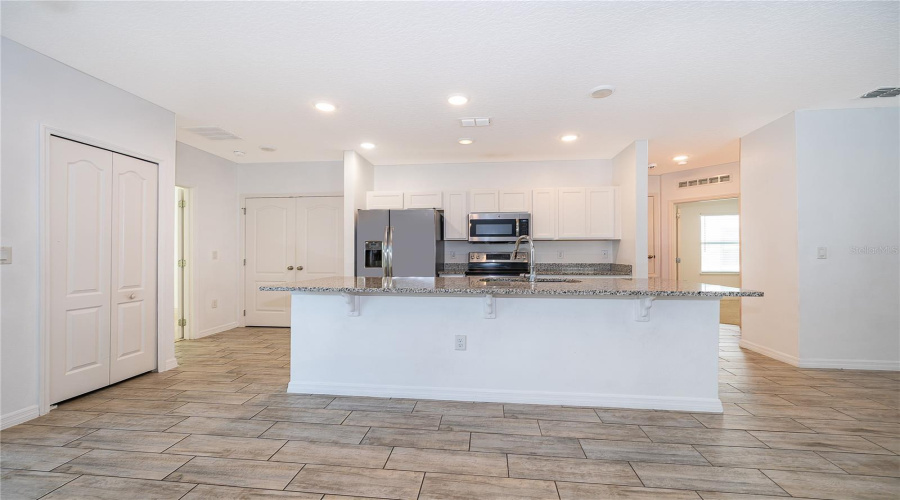 KISSIMMEE, Florida 34746, 3 Bedrooms Bedrooms, ,2 BathroomsBathrooms,Residential,For Sale,DESERT ROSE,0,MFRS5136491