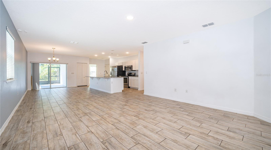 KISSIMMEE, Florida 34746, 3 Bedrooms Bedrooms, ,2 BathroomsBathrooms,Residential,For Sale,DESERT ROSE,0,MFRS5136491