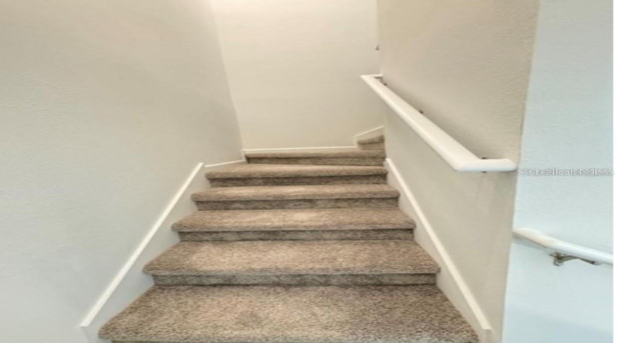 DAVENPORT, Florida 33837, 3 Bedrooms Bedrooms, ,2 BathroomsBathrooms,Residential,For Sale,PIERR,0,MFRS5136152