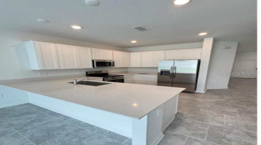 DAVENPORT, Florida 33837, 3 Bedrooms Bedrooms, ,2 BathroomsBathrooms,Residential,For Sale,PIERR,0,MFRS5136152