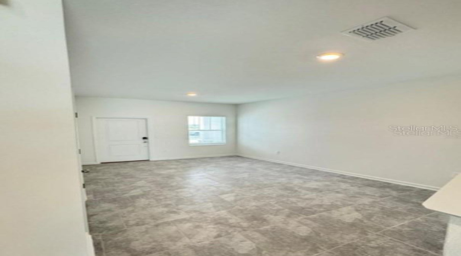 DAVENPORT, Florida 33837, 3 Bedrooms Bedrooms, ,2 BathroomsBathrooms,Residential,For Sale,PIERR,0,MFRS5136152