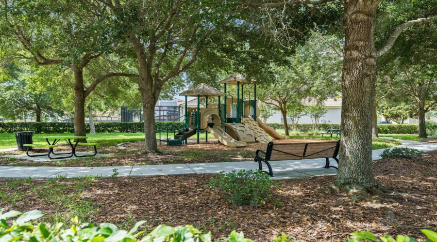KISSIMMEE, Florida 34747, 3 Bedrooms Bedrooms, ,3 BathroomsBathrooms,Residential,For Sale,MANESHAW,0,MFRTB8434687