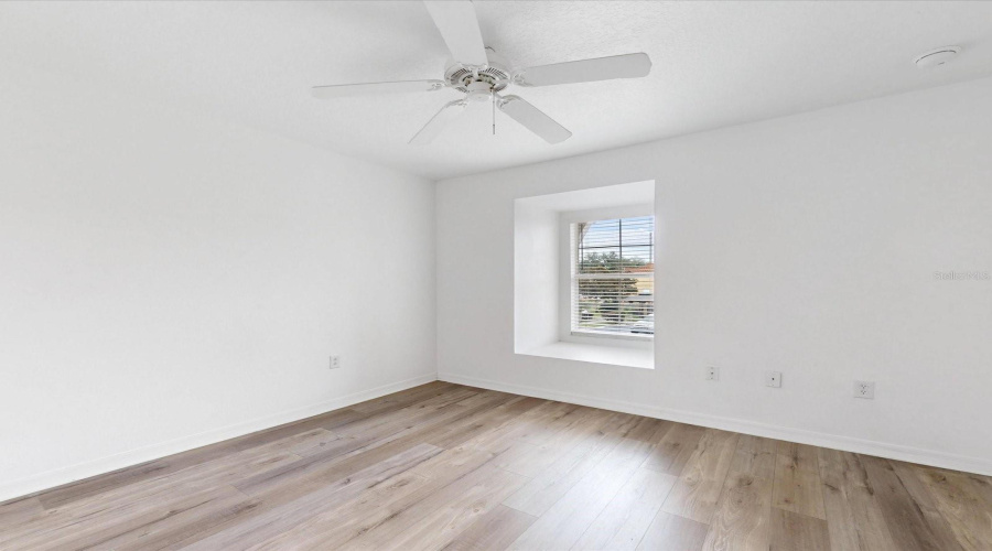 KISSIMMEE, Florida 34747, 3 Bedrooms Bedrooms, ,3 BathroomsBathrooms,Residential,For Sale,LONG ISLAND,0,MFRS5136510