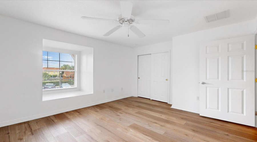 KISSIMMEE, Florida 34747, 3 Bedrooms Bedrooms, ,3 BathroomsBathrooms,Residential,For Sale,LONG ISLAND,0,MFRS5136510