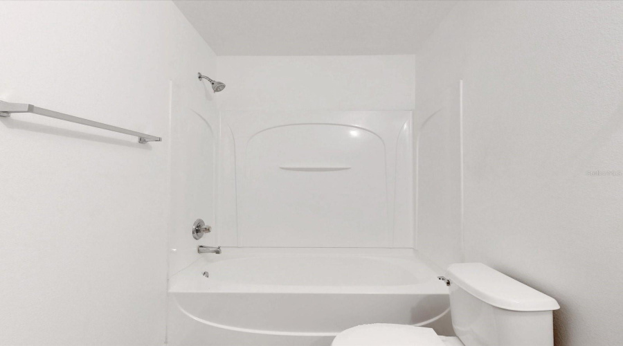 KISSIMMEE, Florida 34747, 3 Bedrooms Bedrooms, ,3 BathroomsBathrooms,Residential,For Sale,LONG ISLAND,0,MFRS5136510