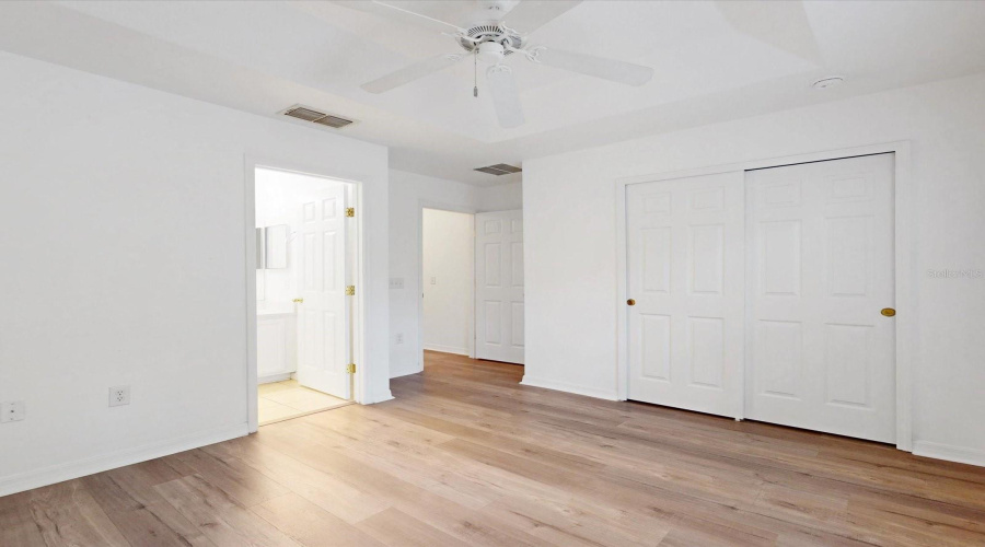 KISSIMMEE, Florida 34747, 3 Bedrooms Bedrooms, ,3 BathroomsBathrooms,Residential,For Sale,LONG ISLAND,0,MFRS5136510