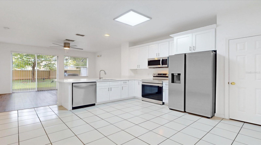 KISSIMMEE, Florida 34747, 3 Bedrooms Bedrooms, ,3 BathroomsBathrooms,Residential,For Sale,LONG ISLAND,0,MFRS5136510