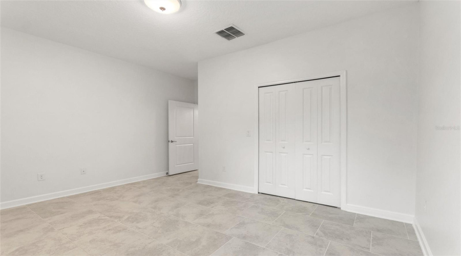 DAVENPORT, Florida 33837, 5 Bedrooms Bedrooms, ,3 BathroomsBathrooms,Residential,For Sale,BRUNSWICK,0,MFRS5136449