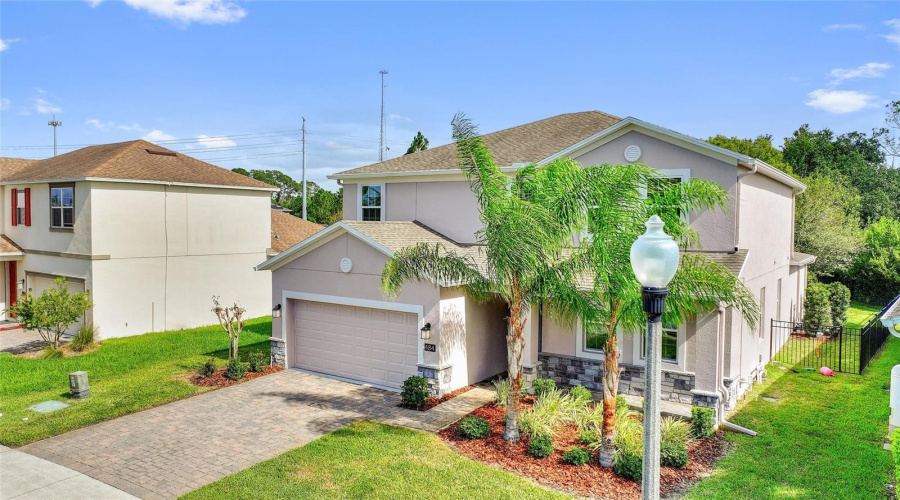 DAVENPORT, Florida 33837, 5 Bedrooms Bedrooms, ,3 BathroomsBathrooms,Residential,For Sale,BRUNSWICK,0,MFRS5136449