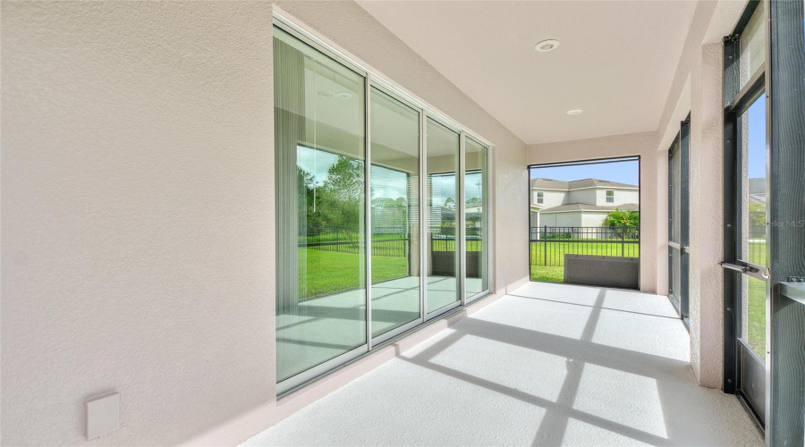 DAVENPORT, Florida 33837, 5 Bedrooms Bedrooms, ,3 BathroomsBathrooms,Residential,For Sale,BRUNSWICK,0,MFRS5136449