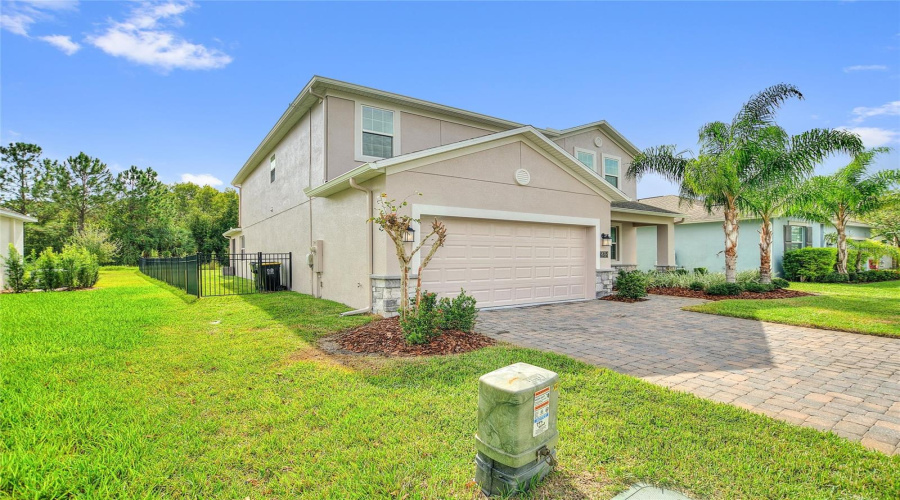 DAVENPORT, Florida 33837, 5 Bedrooms Bedrooms, ,3 BathroomsBathrooms,Residential,For Sale,BRUNSWICK,0,MFRS5136449
