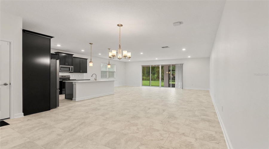 DAVENPORT, Florida 33837, 5 Bedrooms Bedrooms, ,3 BathroomsBathrooms,Residential,For Sale,BRUNSWICK,0,MFRS5136449