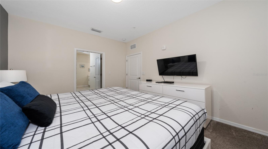 KISSIMMEE, Florida 34746, 2 Bedrooms Bedrooms, ,2 BathroomsBathrooms,Residential,For Sale,PARADOX,0,MFRS5119723