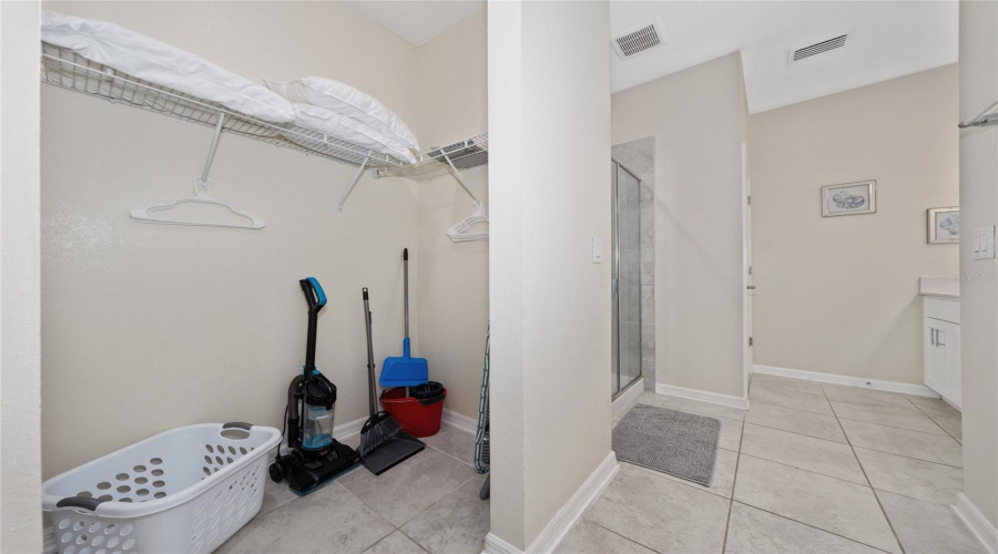KISSIMMEE, Florida 34746, 2 Bedrooms Bedrooms, ,2 BathroomsBathrooms,Residential,For Sale,PARADOX,0,MFRS5119723
