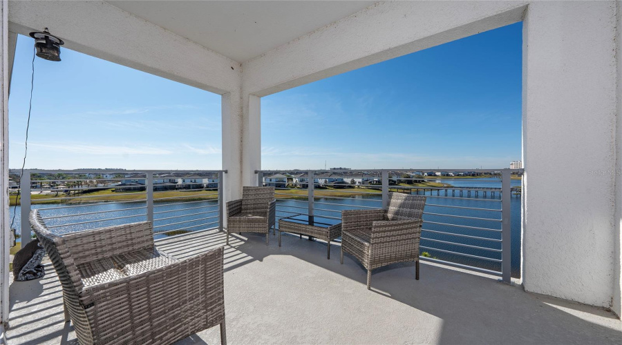 KISSIMMEE, Florida 34746, 2 Bedrooms Bedrooms, ,2 BathroomsBathrooms,Residential,For Sale,PARADOX,0,MFRS5119723