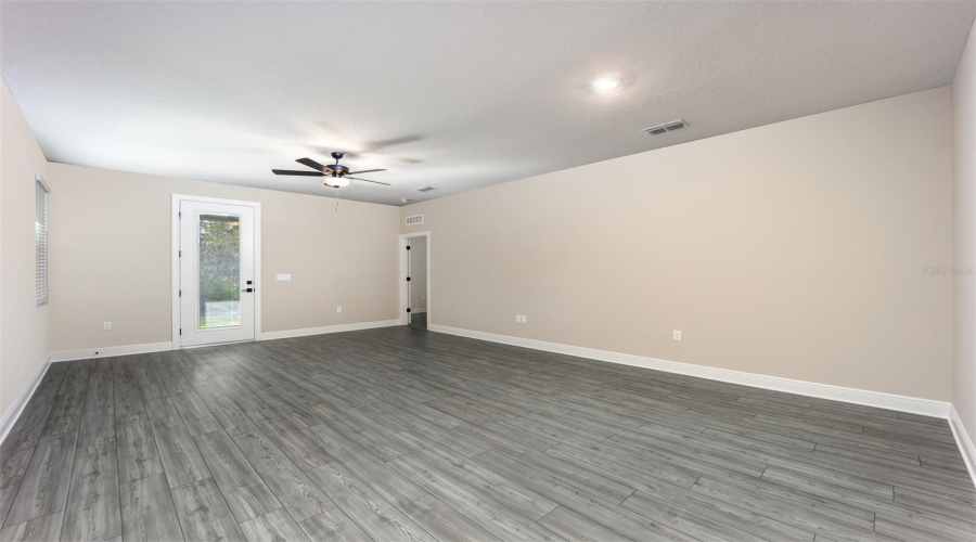 KISSIMMEE, Florida 34747, 3 Bedrooms Bedrooms, ,2 BathroomsBathrooms,Residential,For Sale,SOMERSWORTH,0,MFRTB8374759