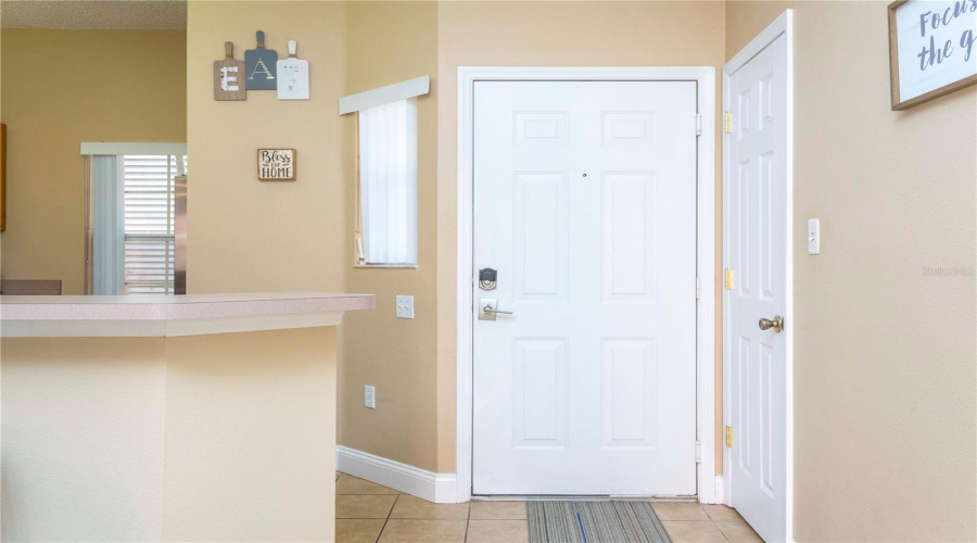KISSIMMEE, Florida 34747, 3 Bedrooms Bedrooms, ,2 BathroomsBathrooms,Residential,For Sale,BLUE LAGOON,0,MFRS5136459