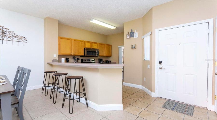KISSIMMEE, Florida 34747, 3 Bedrooms Bedrooms, ,2 BathroomsBathrooms,Residential,For Sale,BLUE LAGOON,0,MFRS5136459