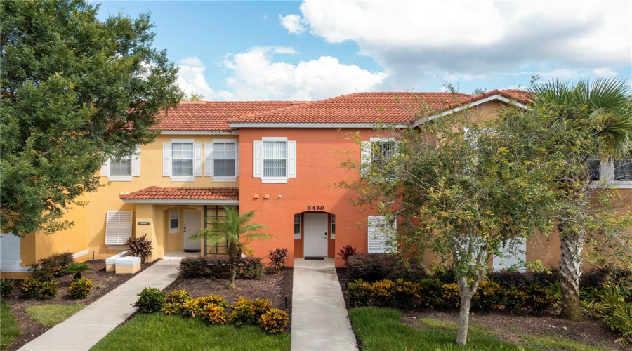 KISSIMMEE, Florida 34747, 3 Bedrooms Bedrooms, ,2 BathroomsBathrooms,Residential,For Sale,BLUE LAGOON,0,MFRS5136459