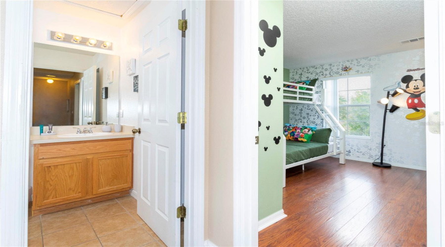 KISSIMMEE, Florida 34747, 3 Bedrooms Bedrooms, ,2 BathroomsBathrooms,Residential,For Sale,BLUE LAGOON,0,MFRS5136459