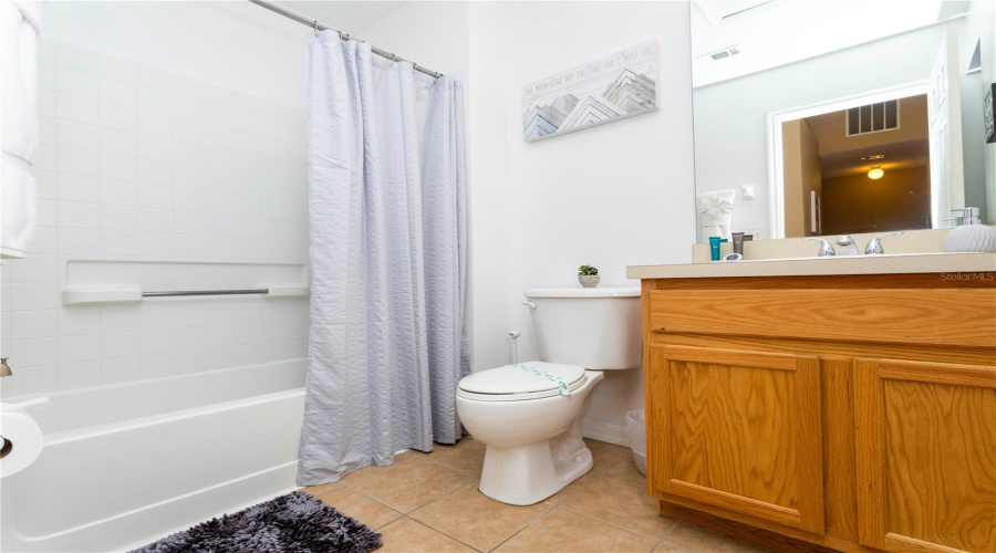 KISSIMMEE, Florida 34747, 3 Bedrooms Bedrooms, ,2 BathroomsBathrooms,Residential,For Sale,BLUE LAGOON,0,MFRS5136459