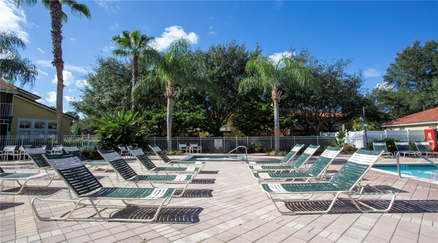 KISSIMMEE, Florida 34747, 3 Bedrooms Bedrooms, ,2 BathroomsBathrooms,Residential,For Sale,BLUE LAGOON,0,MFRS5136459