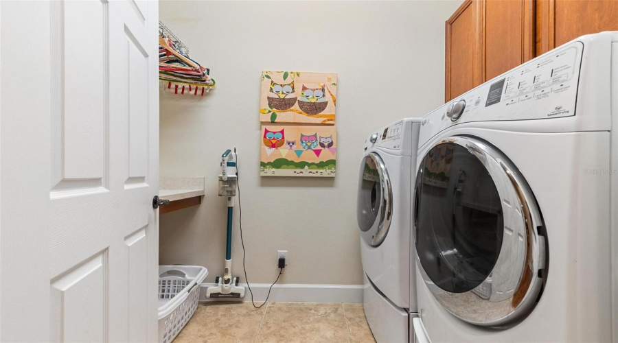 DAVENPORT, Florida 33837, 4 Bedrooms Bedrooms, ,3 BathroomsBathrooms,Residential,For Sale,CADIZ,0,MFRP4936042