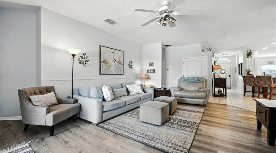 DAVENPORT, Florida 33896, 4 Bedrooms Bedrooms, ,3 BathroomsBathrooms,Residential,For Sale,DORSET,0,MFRO6340192