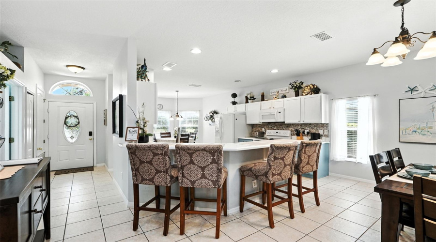 DAVENPORT, Florida 33896, 4 Bedrooms Bedrooms, ,3 BathroomsBathrooms,Residential,For Sale,DORSET,0,MFRO6340192