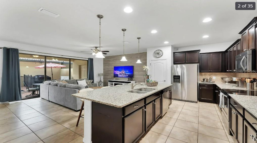 KISSIMMEE, Florida 34747, 5 Bedrooms Bedrooms, ,4 BathroomsBathrooms,Residential,For Sale,ROME,0,MFRTB8436614