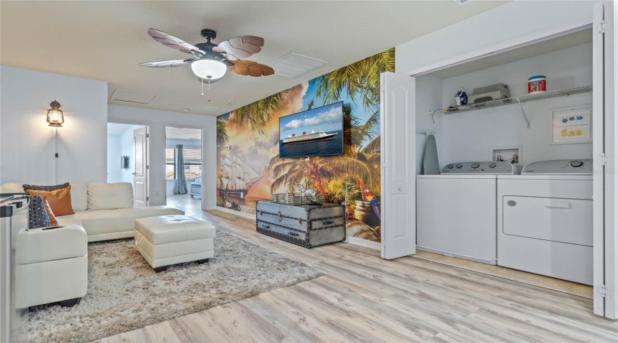KISSIMMEE, Florida 34747, 5 Bedrooms Bedrooms, ,4 BathroomsBathrooms,Residential,For Sale,ROME,0,MFRTB8436614