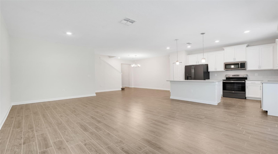 DAVENPORT, Florida 33896, 3 Bedrooms Bedrooms, ,2 BathroomsBathrooms,Residential,For Sale,PAYNE STEWART,0,MFRS5135954