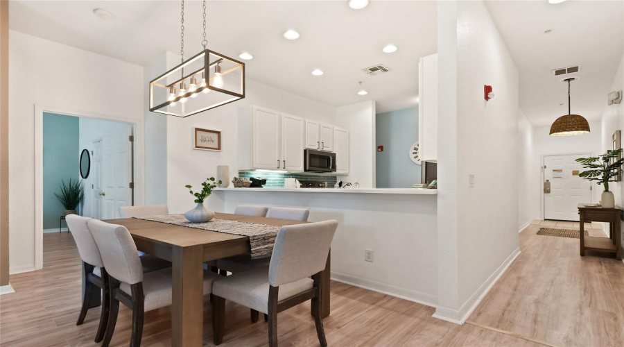 DAVENPORT, Florida 33897, 3 Bedrooms Bedrooms, ,2 BathroomsBathrooms,Residential,For Sale,LUCAYA,0,MFRS5136547
