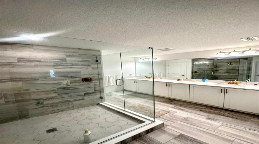 DAVENPORT, Florida 33896, 3 Bedrooms Bedrooms, ,2 BathroomsBathrooms,Residential,For Sale,BENOI DR,0,MFRO6352078