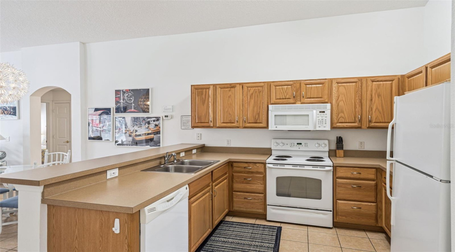 DAVENPORT, Florida 33897, 3 Bedrooms Bedrooms, ,2 BathroomsBathrooms,Residential,For Sale,MOORGATE,0,MFRS5136593