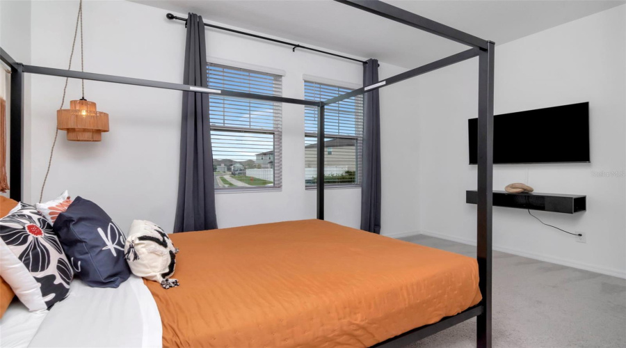 DAVENPORT, Florida 33896, 4 Bedrooms Bedrooms, ,3 BathroomsBathrooms,Residential,For Sale,DERWENT,0,MFRTB8436067