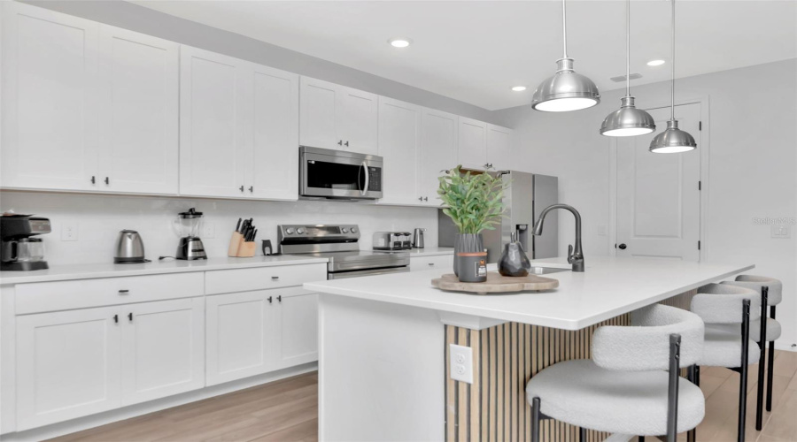 DAVENPORT, Florida 33896, 4 Bedrooms Bedrooms, ,3 BathroomsBathrooms,Residential,For Sale,DERWENT,0,MFRTB8436067