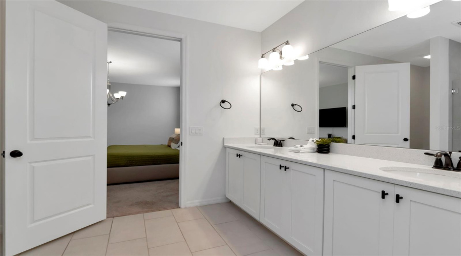 DAVENPORT, Florida 33896, 4 Bedrooms Bedrooms, ,3 BathroomsBathrooms,Residential,For Sale,DERWENT,0,MFRTB8436067