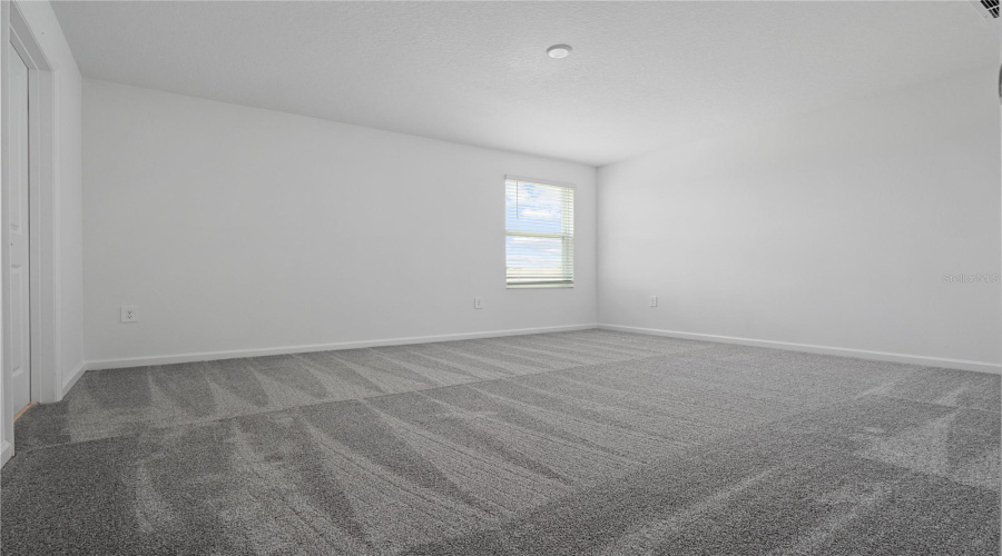 DAVENPORT, Florida 33837, 4 Bedrooms Bedrooms, ,2 BathroomsBathrooms,Residential,For Sale,JETT,0,MFRS5135411