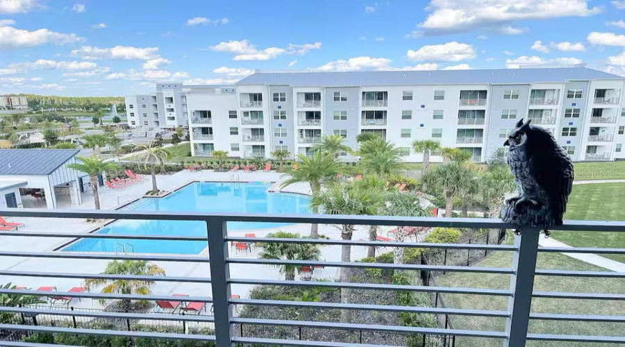 KISSIMMEE, Florida 34746, 2 Bedrooms Bedrooms, ,2 BathroomsBathrooms,Residential,For Sale,PARADOX,0,MFRO6298745